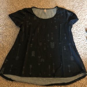Lularoe classic tee